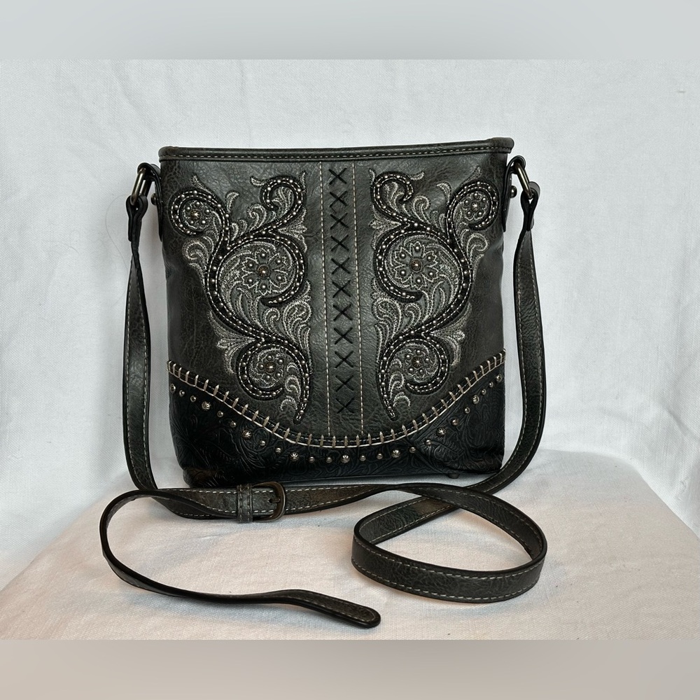 Montana West Western Gray Studded Purse Leather Tote
Shoulder Bag